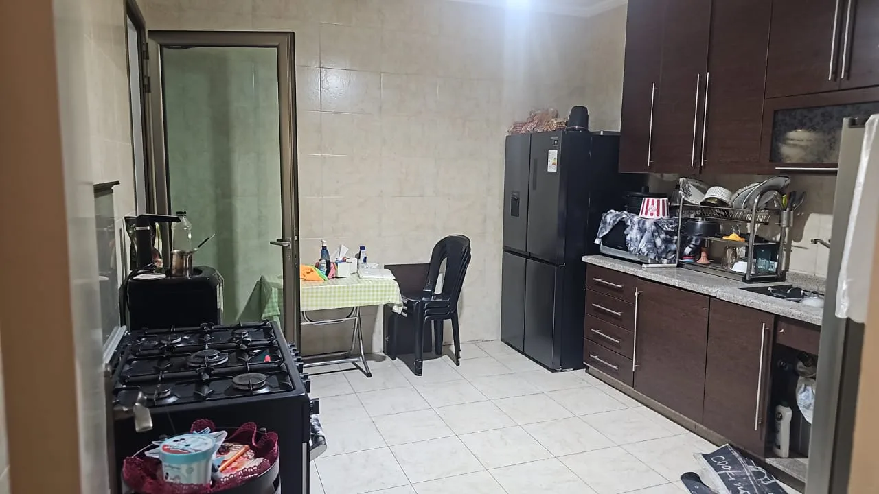 Apartment for Sale in Khalde — الصورة 3