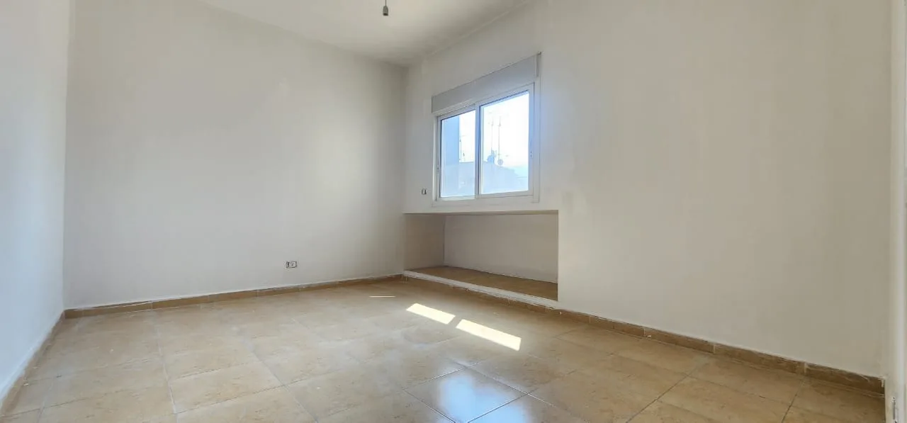 Apartment for Sale in Baouchriyeh — الصورة 7