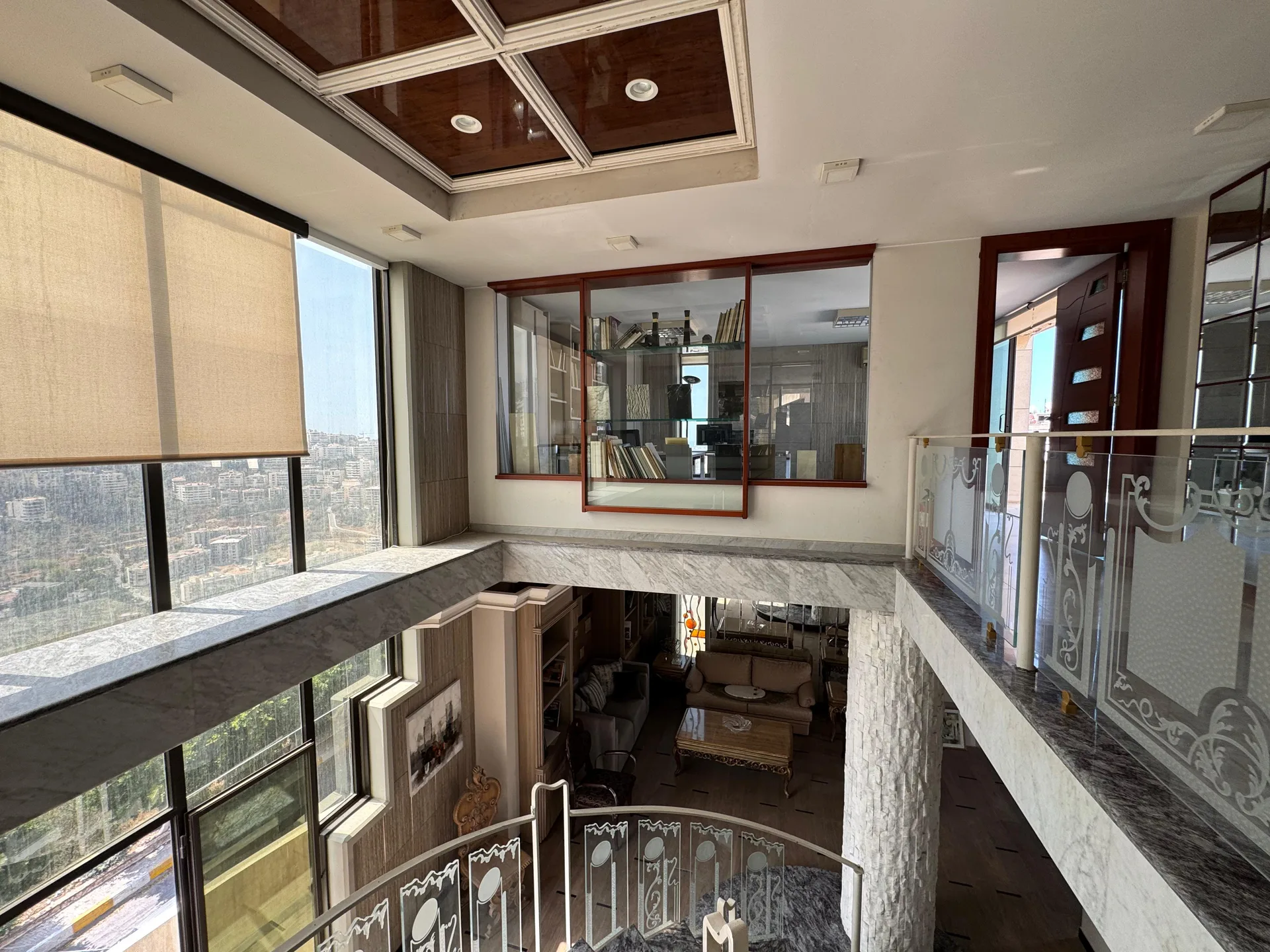 Showroom for sale in Mkalles — الصورة 4
