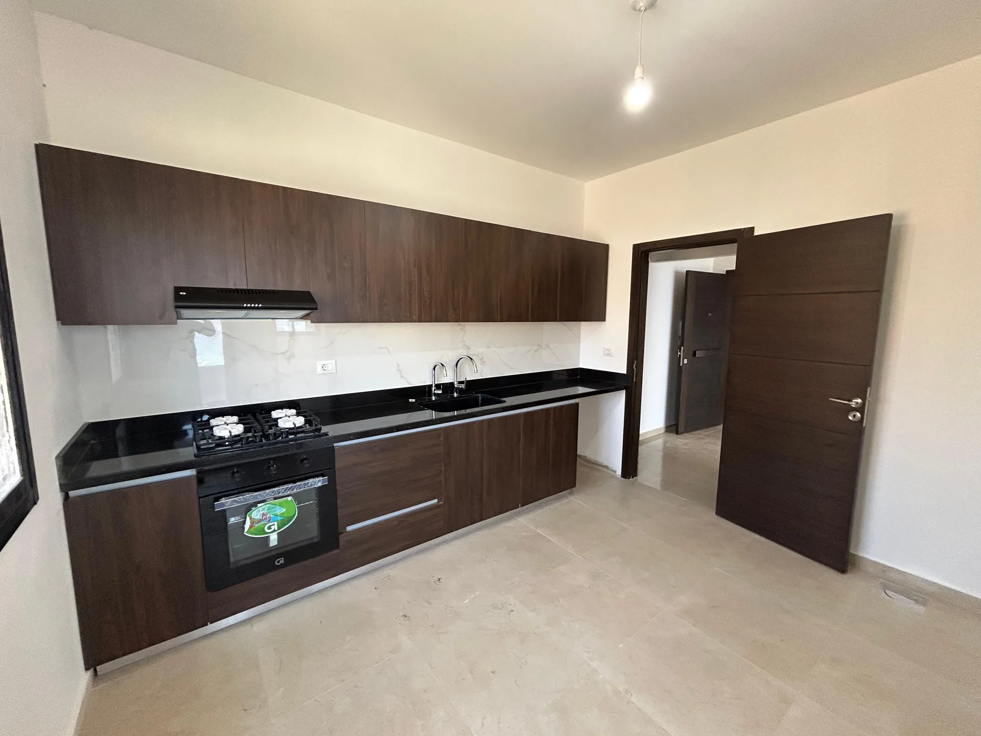 Apartment for Sale in Blat — الصورة 4