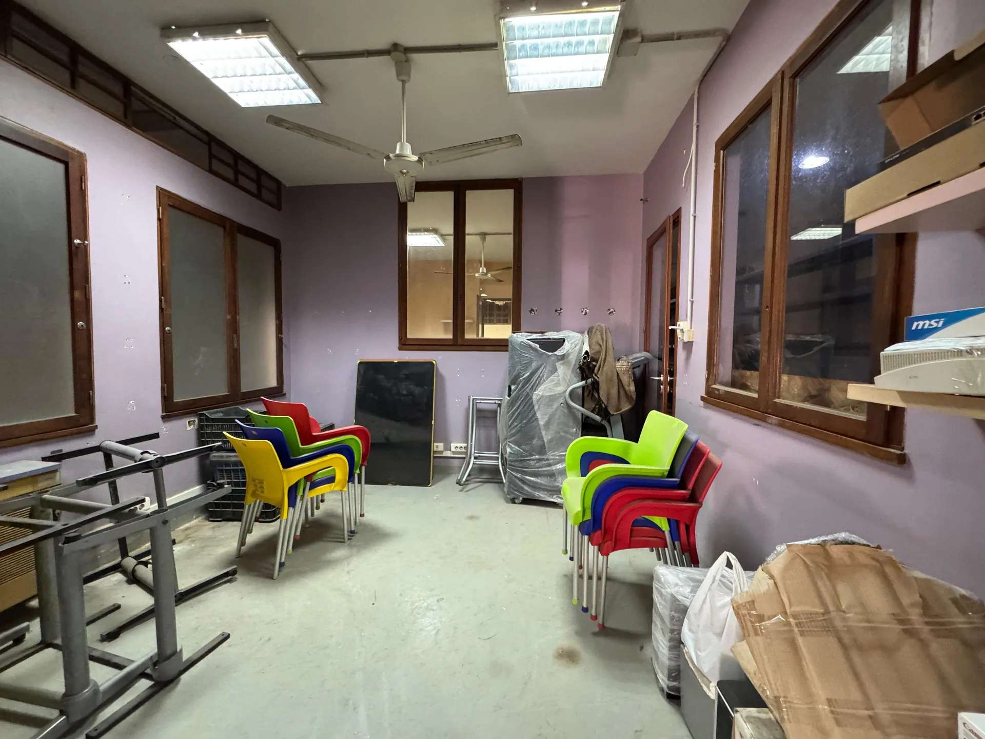 Warehouse for rent in Hazmieh — الصورة 2