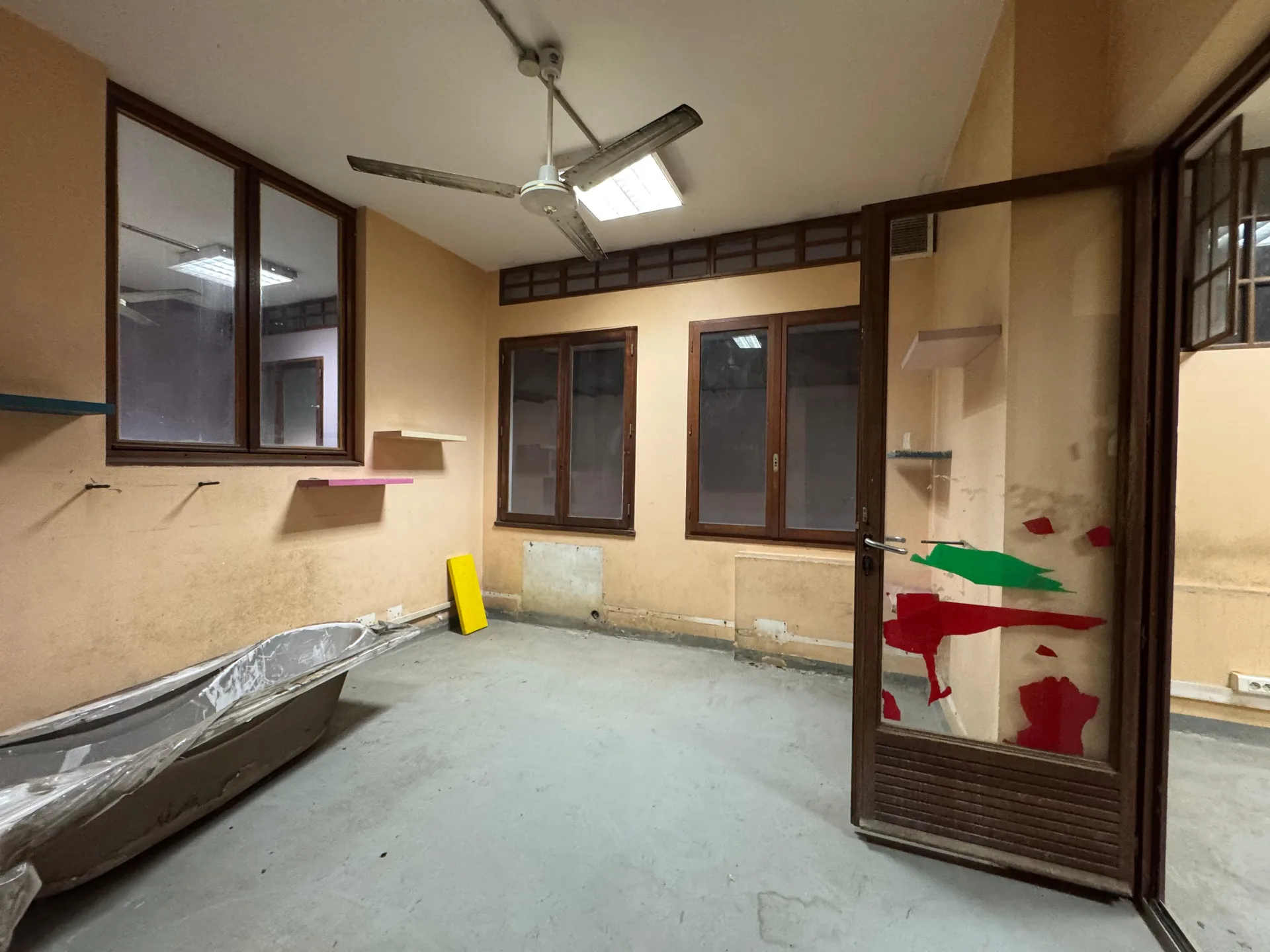 Warehouse for rent in Hazmieh — الصورة 3