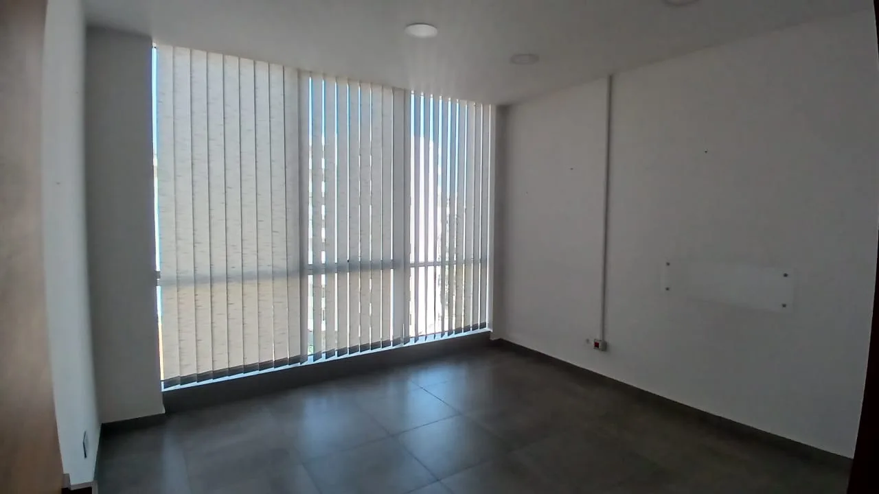 Office for rent in Jdeideh — الصورة 2