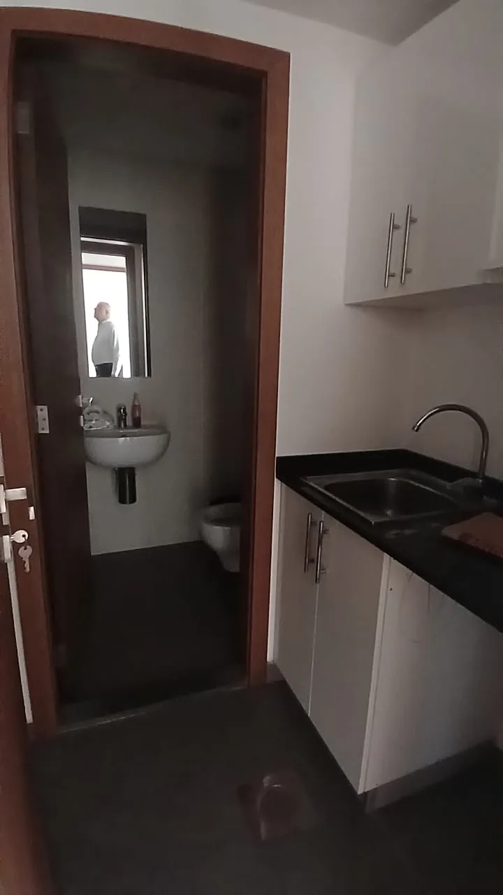 Office for rent in Jdeideh — الصورة 7