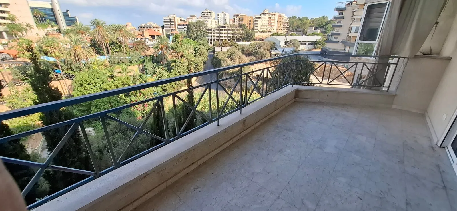 Apartment for Rent in Dbayeh, Lebanon — الصورة 4