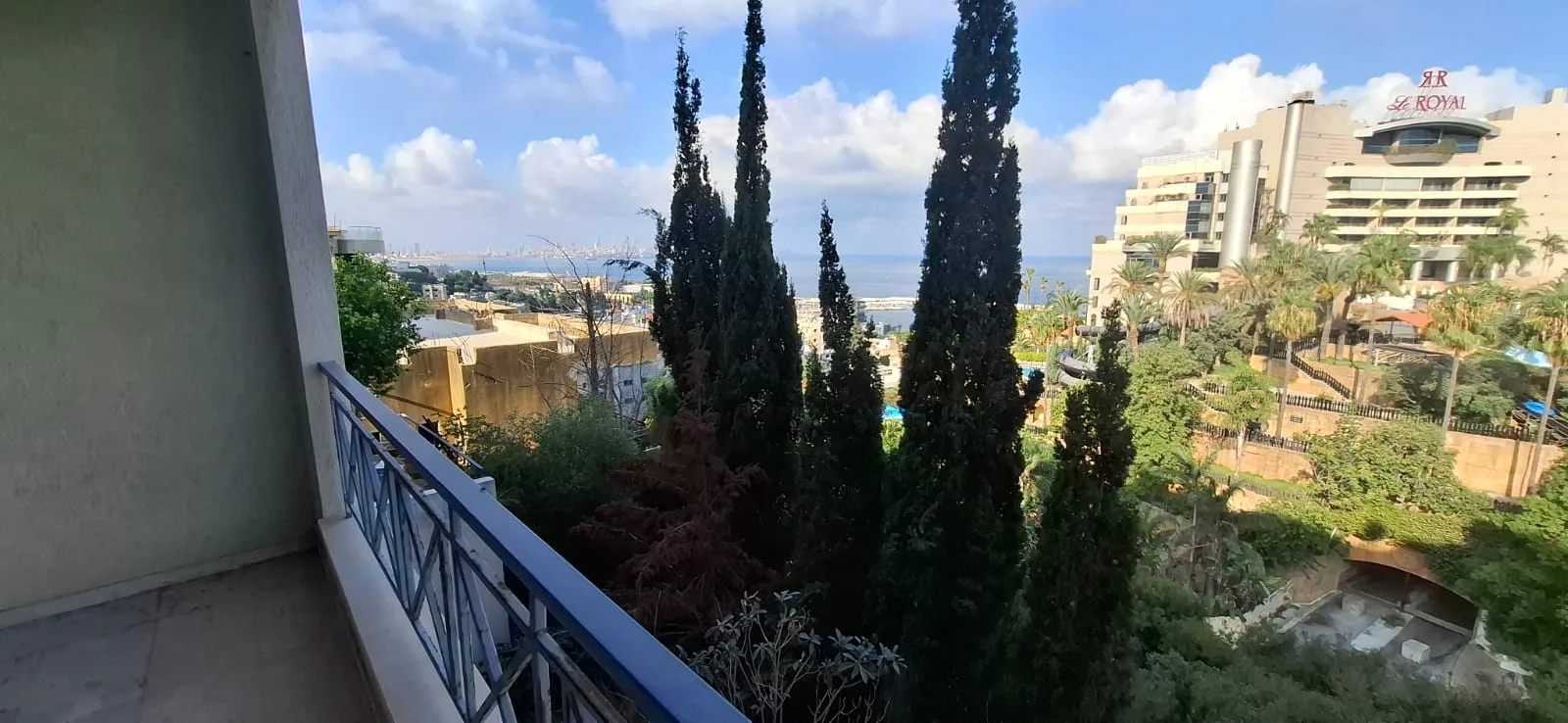 Apartment for Rent in Dbayeh, Lebanon — الصورة 5