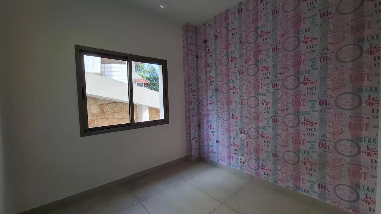 Apartment for Sale in Gharfine, Lebanon — الصورة 4