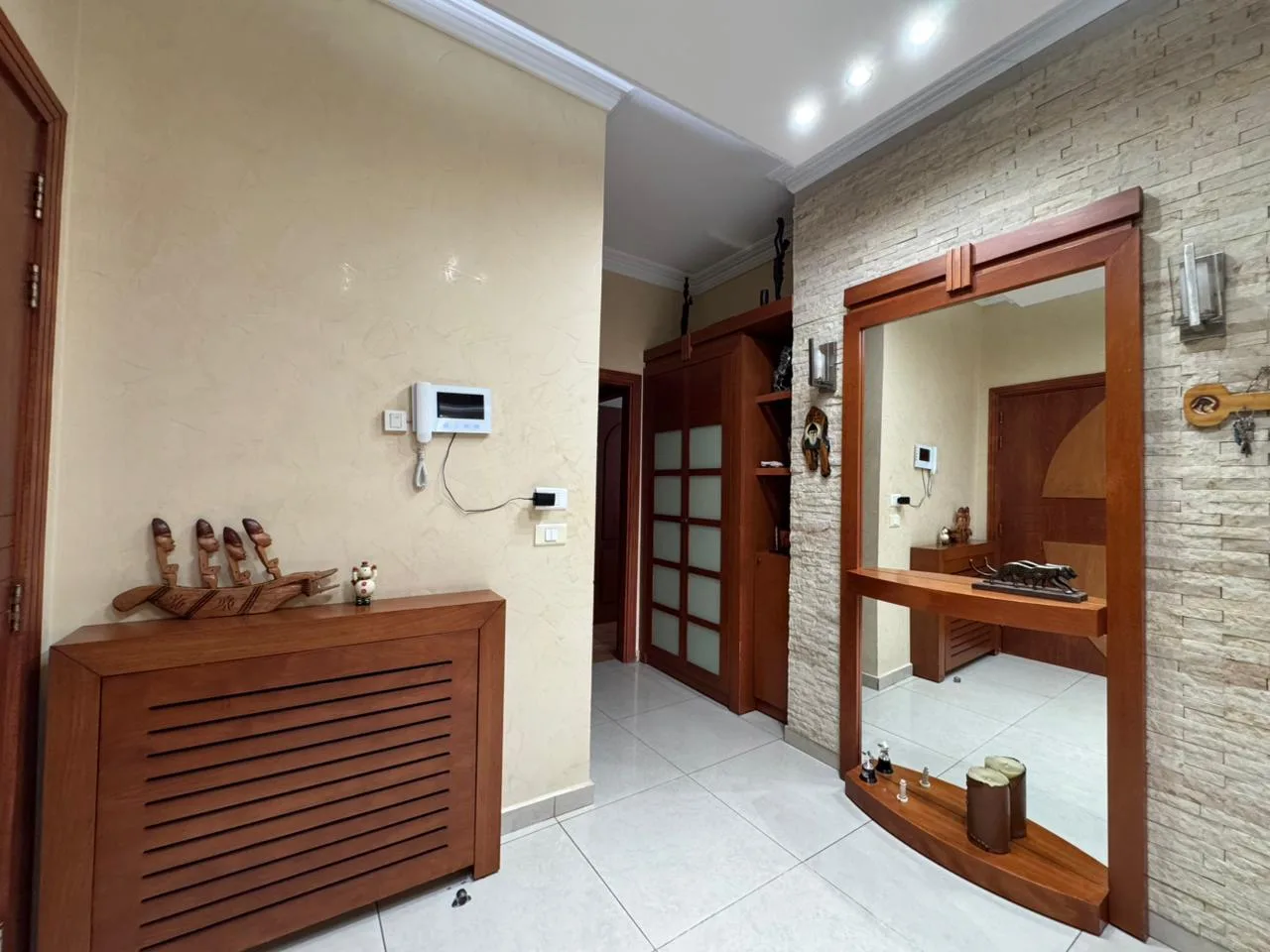 Apartment for Sale in Mansourieh, Lebanon — الصورة 8