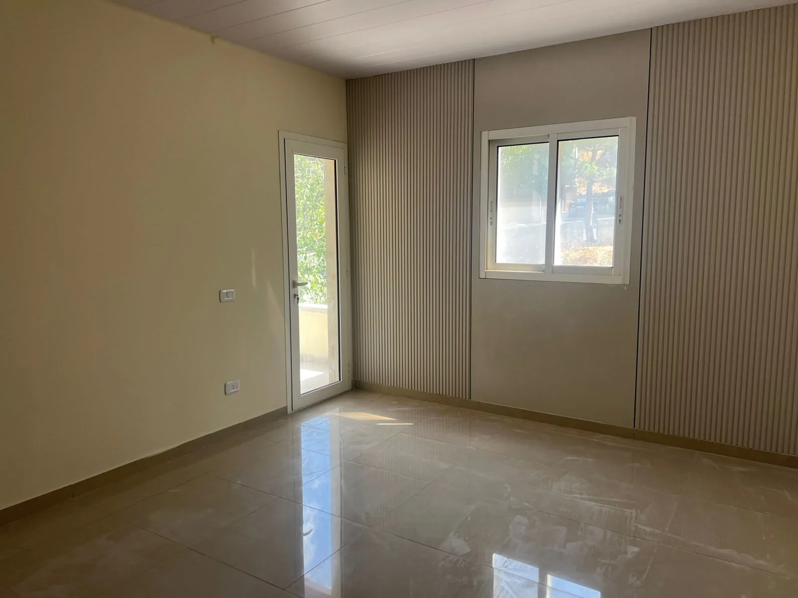 Apartment for Sale in Saoufar, Lebanon — الصورة 2