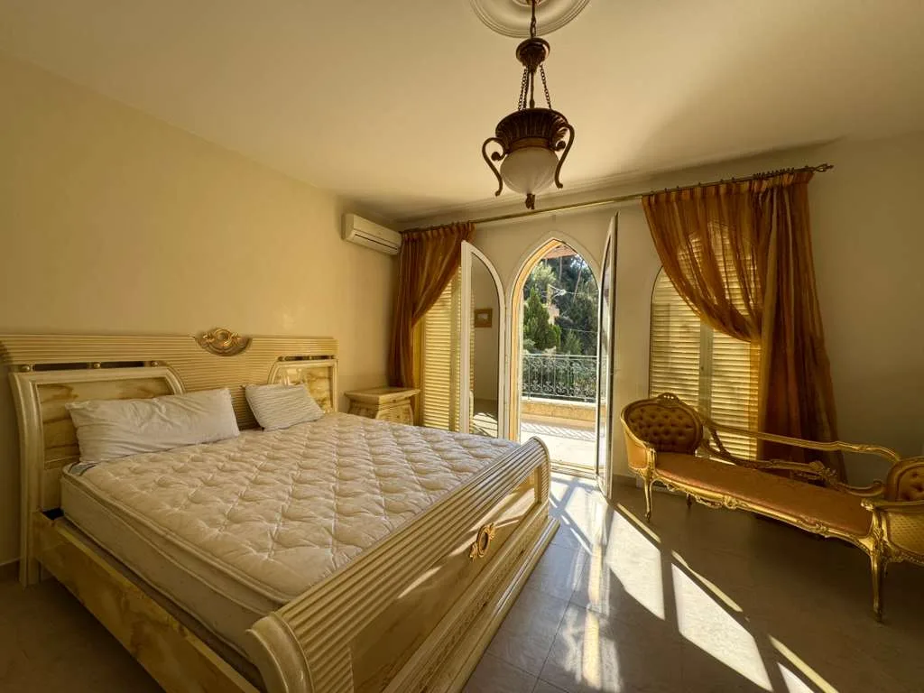 Villa for Sale in Baabdat, Lebanon — الصورة 7