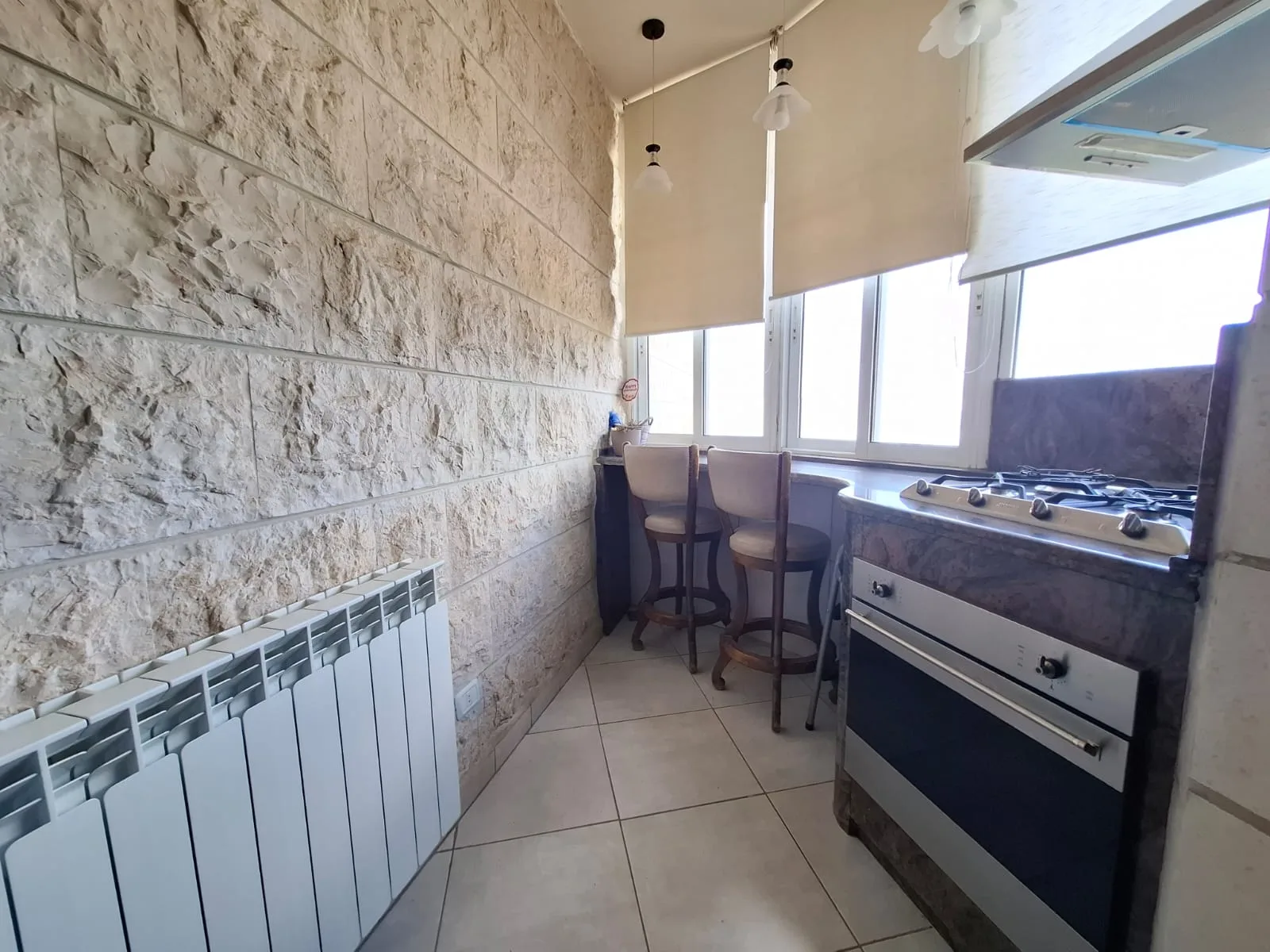 Apartment for Sale in Ballouneh, Lebanon — الصورة 8