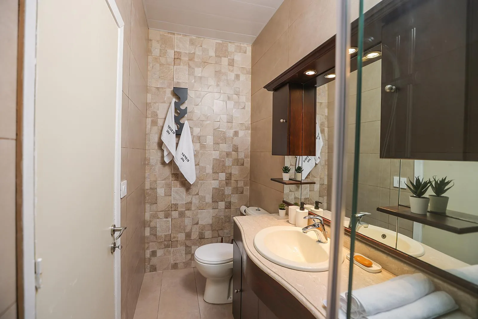 Chalet for rent in Faitroun — الصورة 10