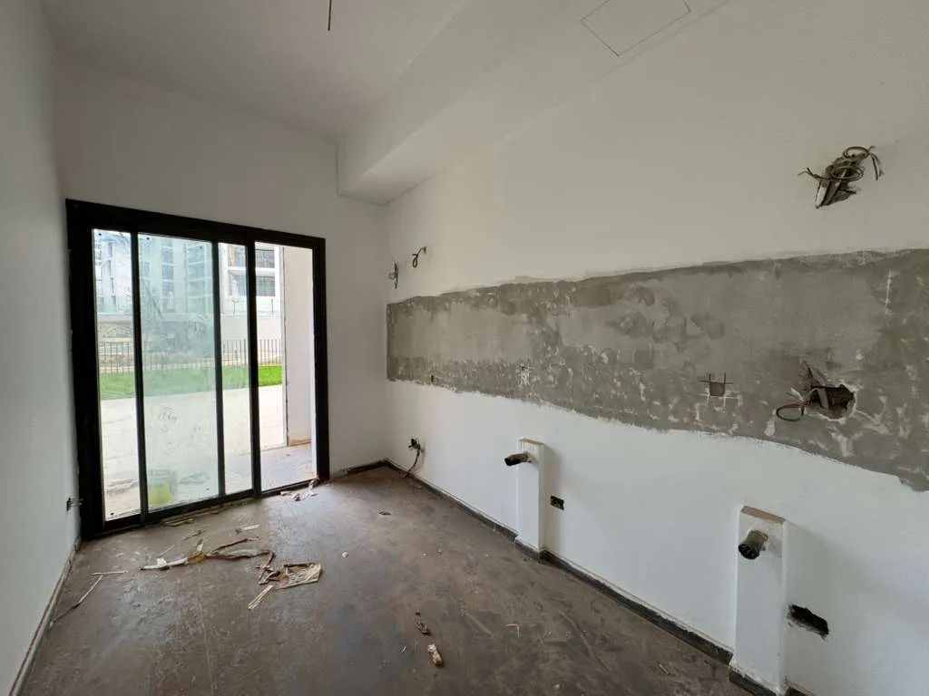 Apartment for Sale in Beit Meri, Lebanon — الصورة 4