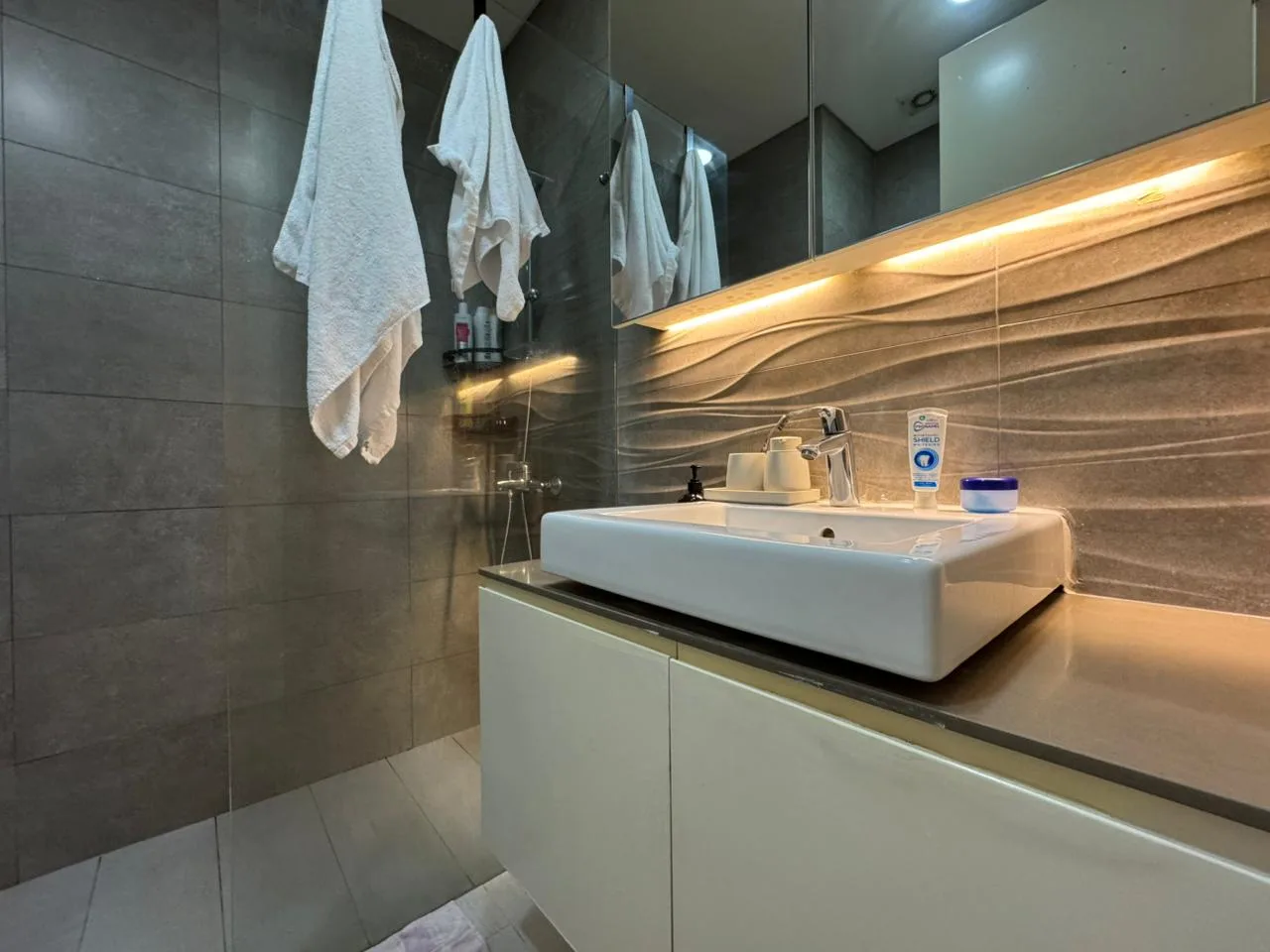 Apartment for Sale in Ain Al Mraiseh, Beirut, Lebanon — الصورة 6