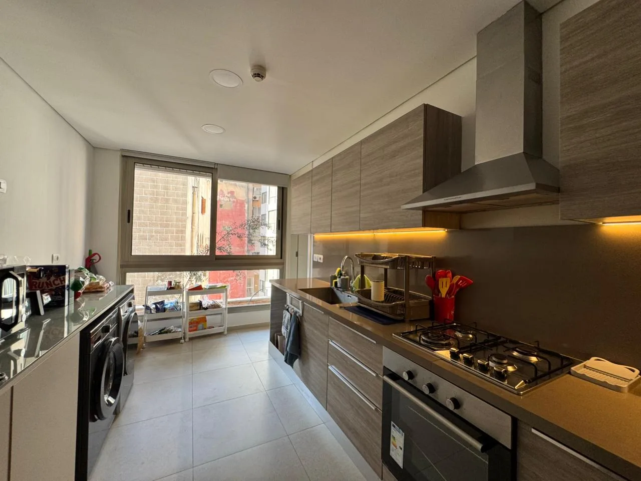 Apartment for Sale in Ain Al Mraiseh, Beirut, Lebanon — الصورة 4