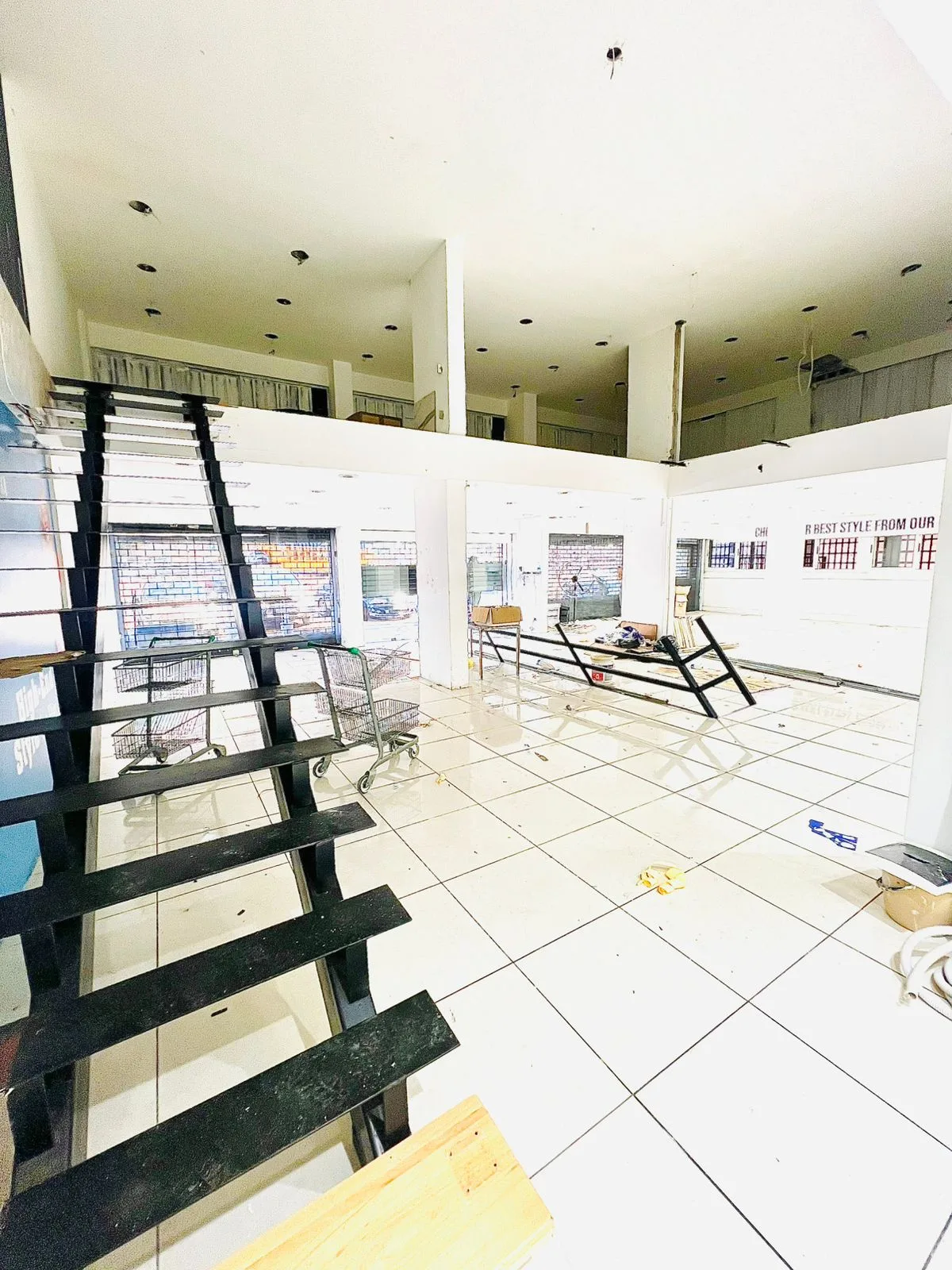 Showroom for Sale in Jounieh — الصورة 10