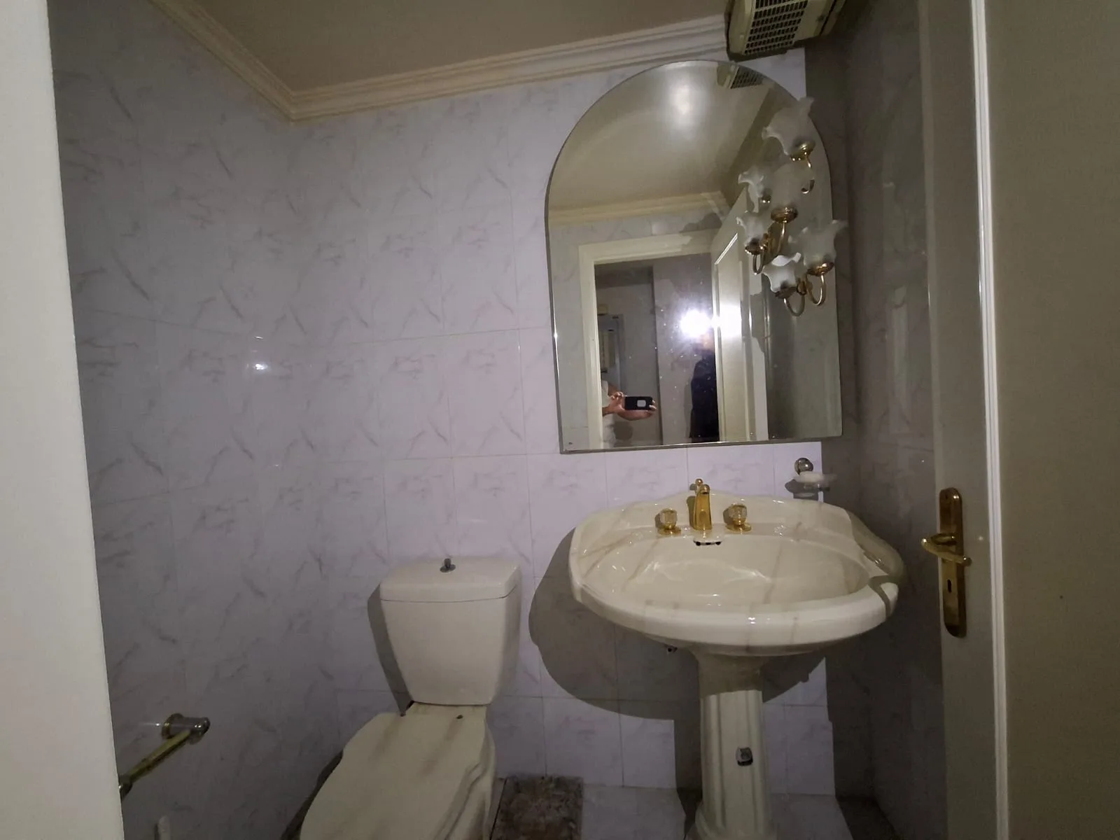 Apartment for Sale in Sahel Aalma, Lebanon — الصورة 4