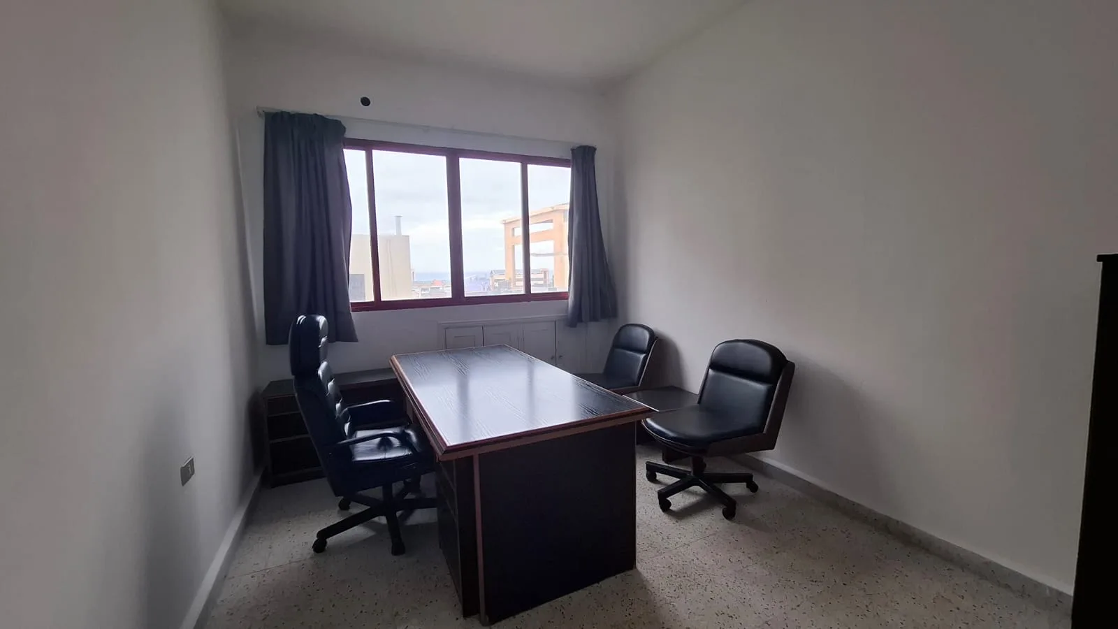Office for rent in Byblos, Lebanon — photo 2