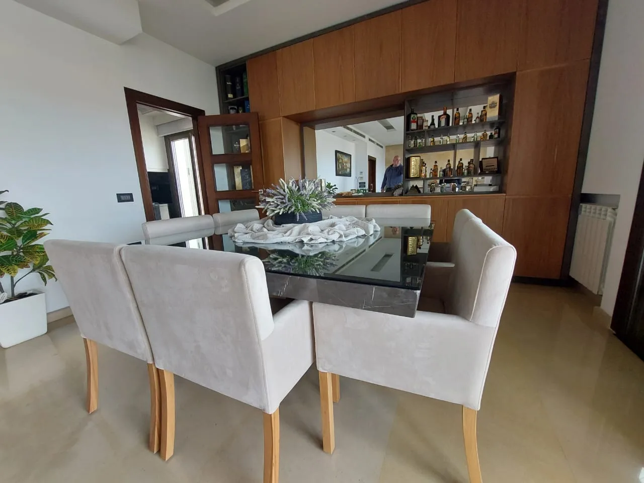 Apartment for Sale in Batroun, Lebanon — الصورة 3