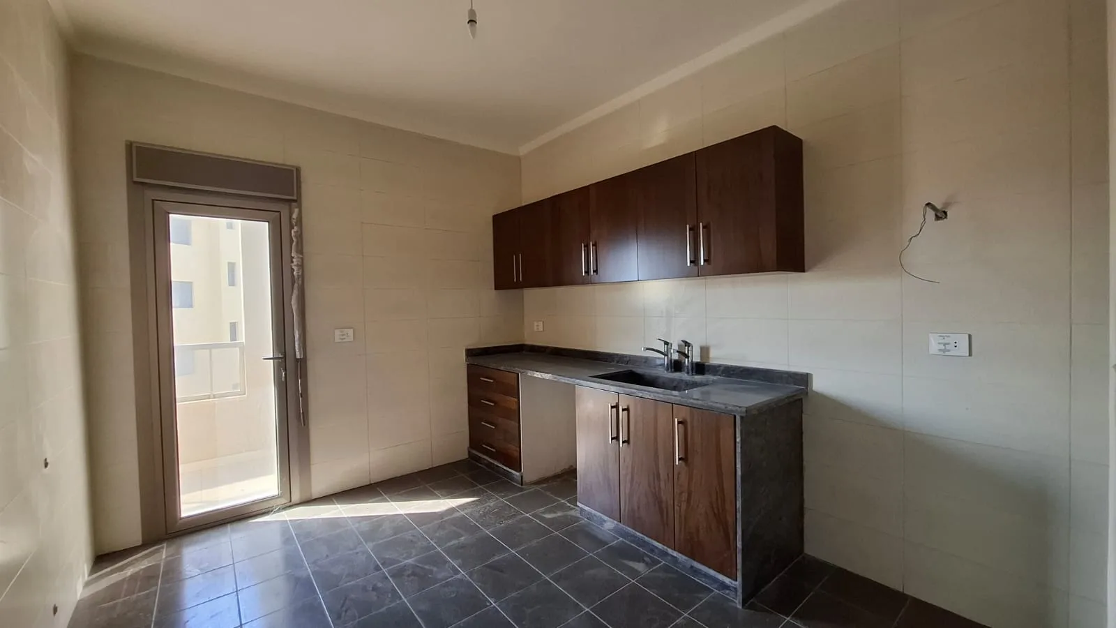Apartment for Sale in Byblos, Lebanon — الصورة 2