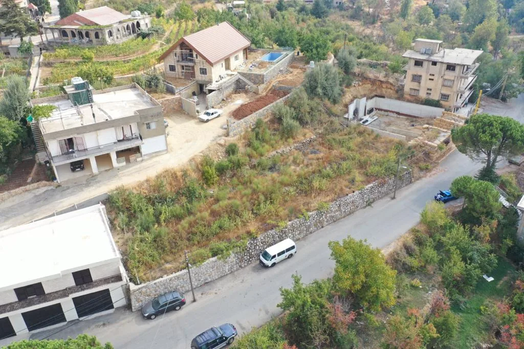Land for Sale in Faraiya, Lebanon — الصورة 2
