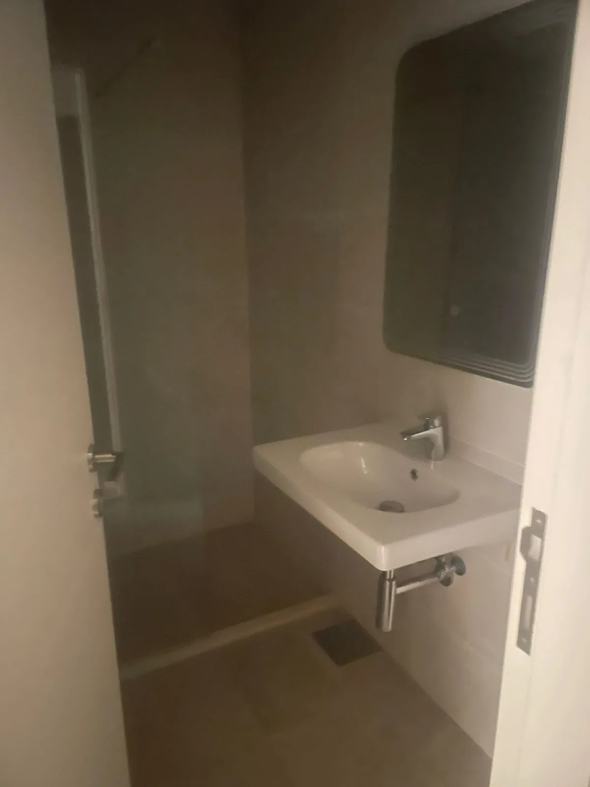 Apartment for Rent in Achrafieh, Beirut, Lebanon — الصورة 7