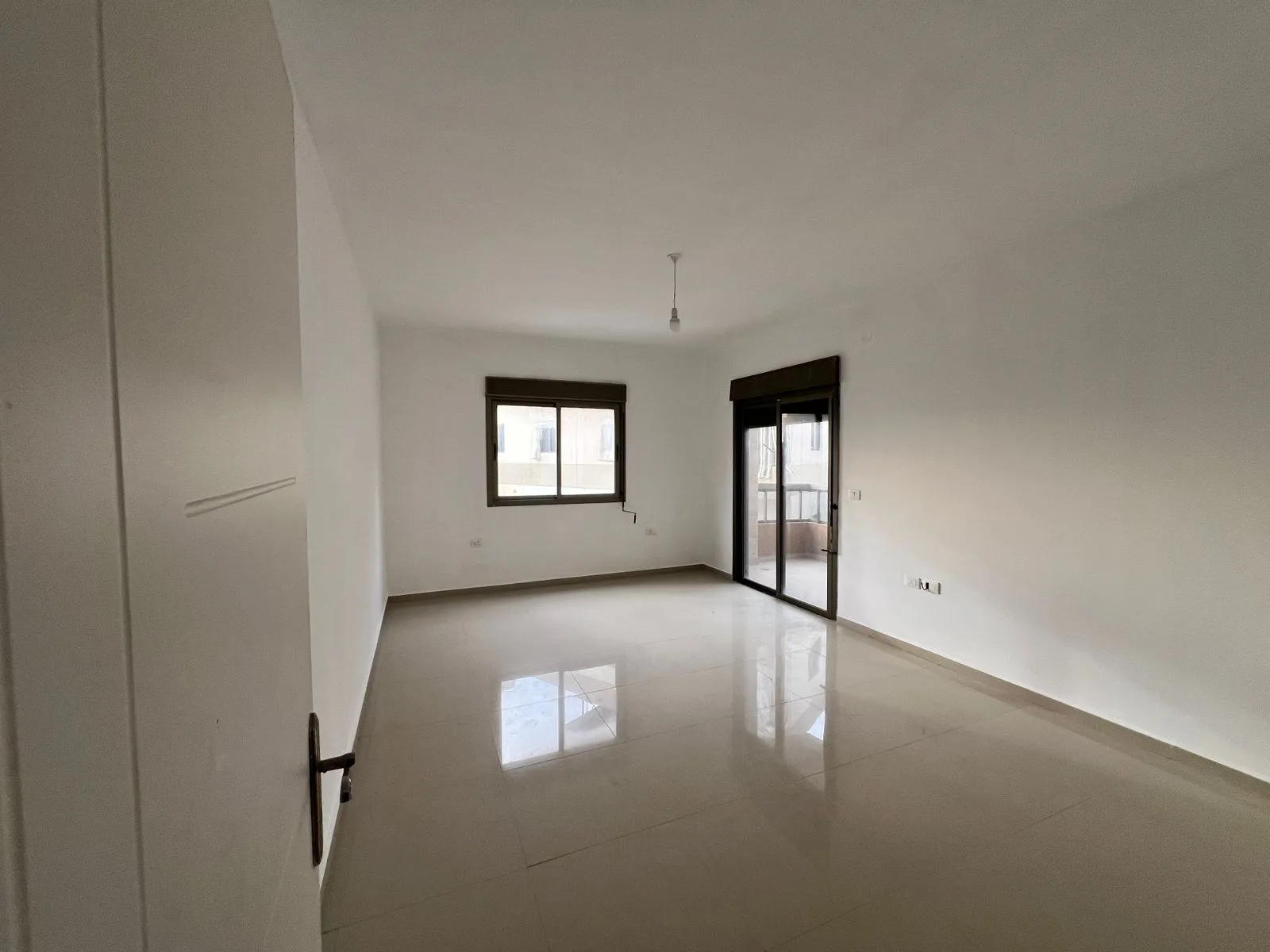 Apartment for Sale in Hadath, Lebanon — الصورة 2
