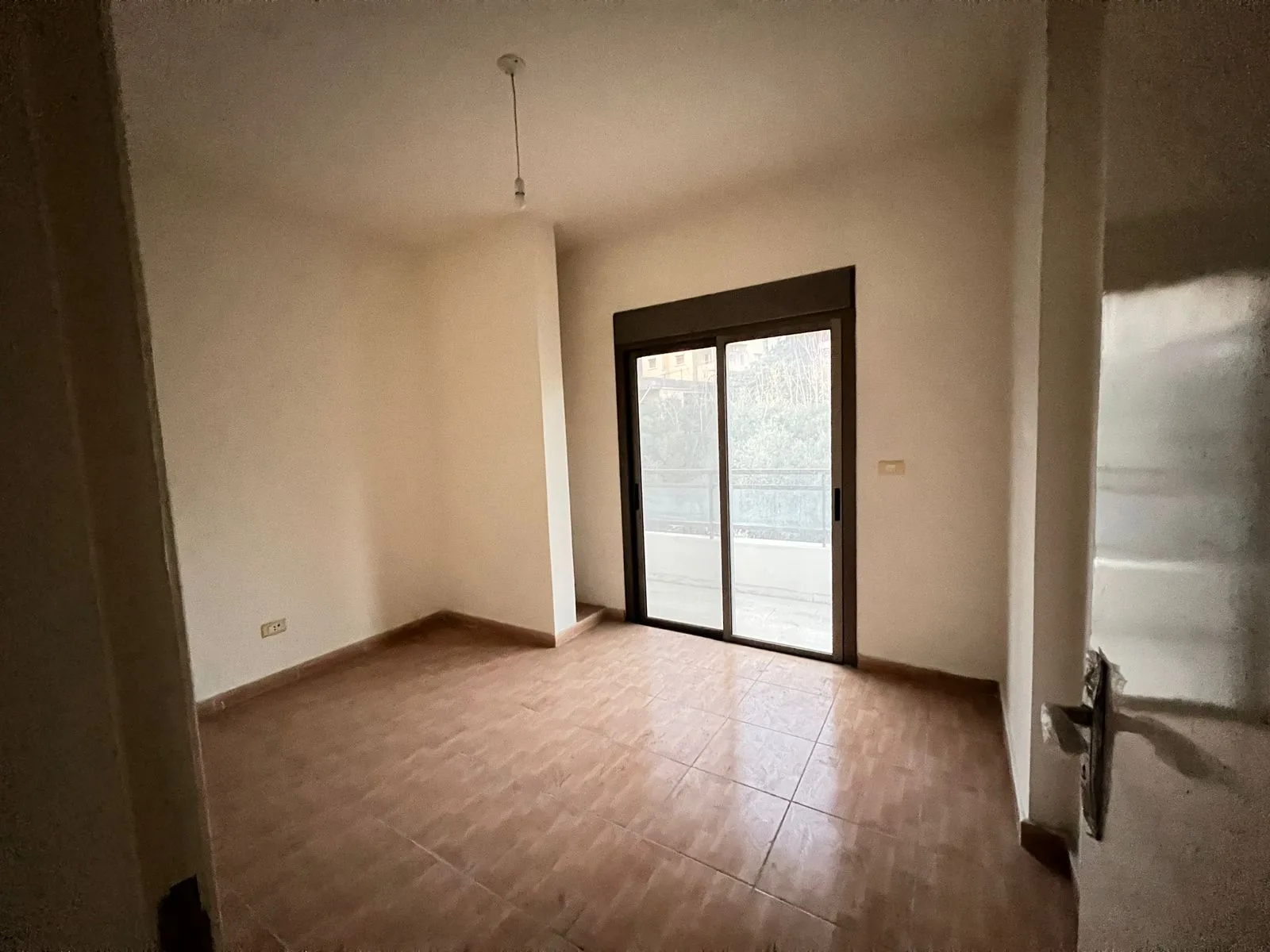Apartment for Sale in Jamhour, Lebanon — الصورة 6