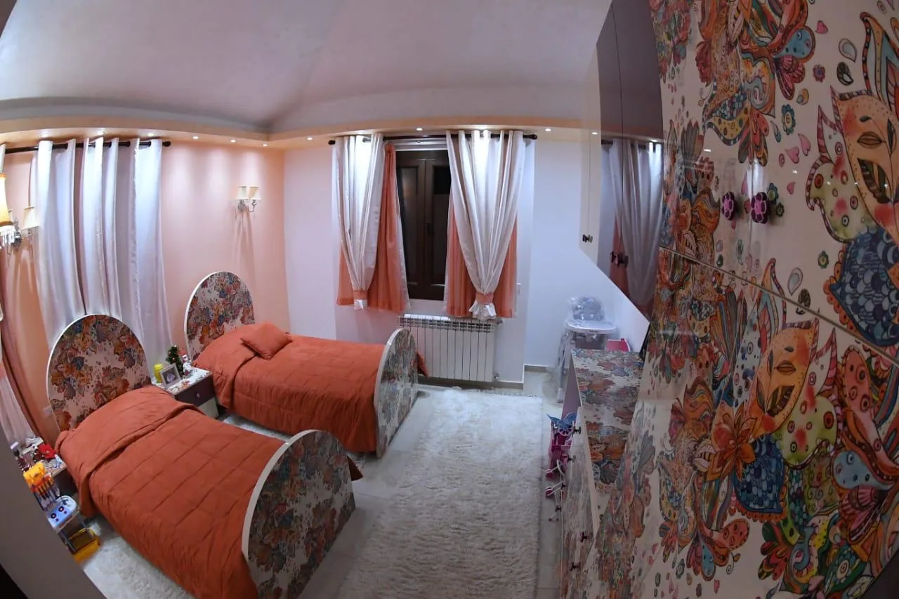 Villa for Sale in Fatqa, Lebanon — الصورة 9