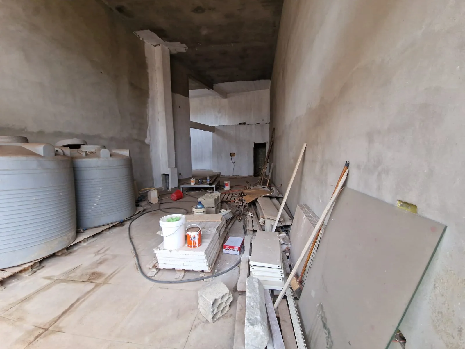 Shop for rent in Batroun, Lebanon — الصورة 2