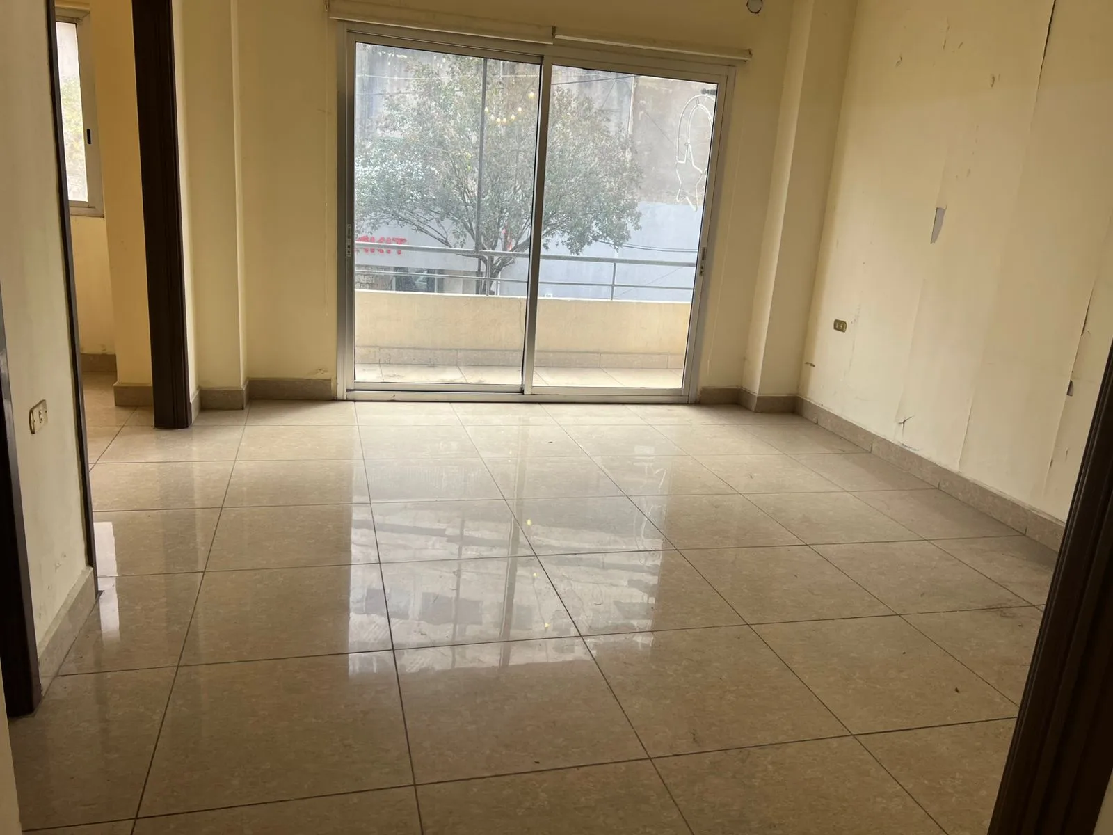 Office for rent in Aley — الصورة 2