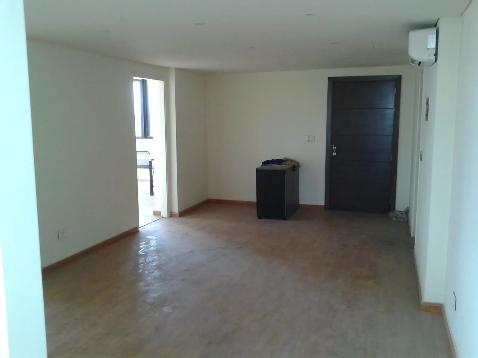 Office for sale in Dekwaneh