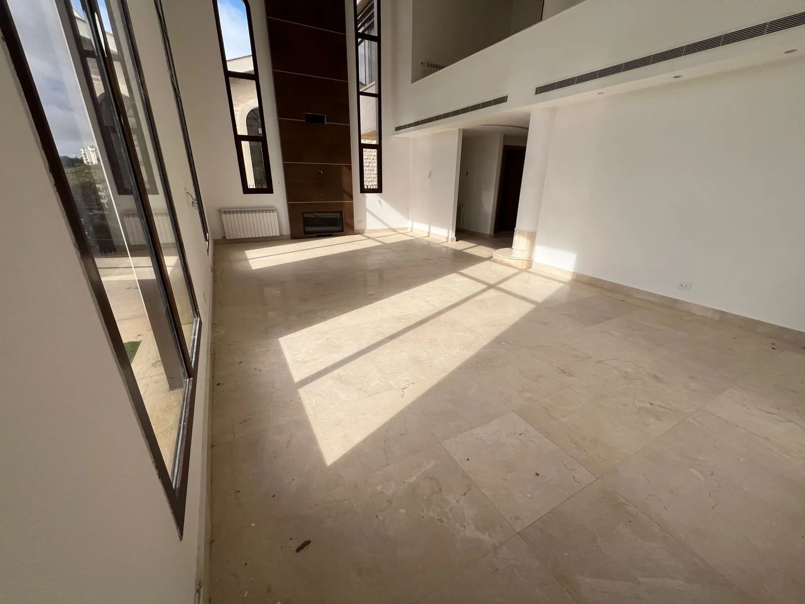 Villa for Sale in Souq El Gharb, Lebanon — الصورة 10