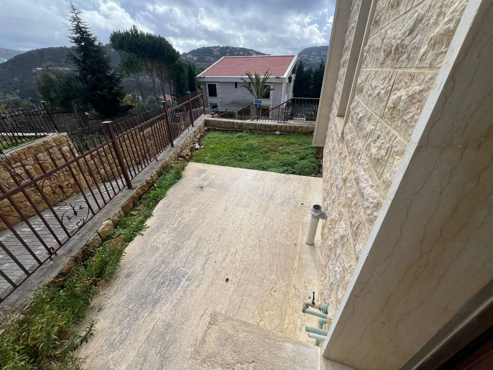Villa for Sale in Souq El Gharb, Lebanon — الصورة 4