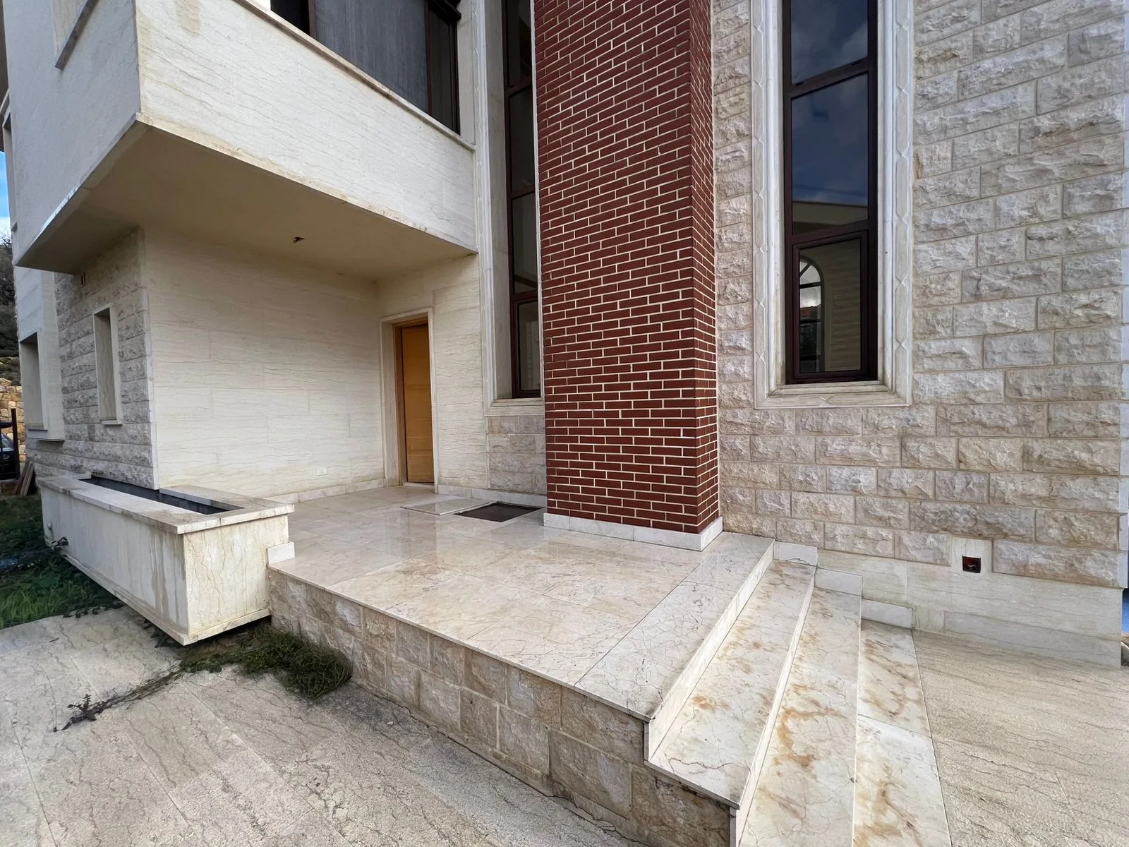 Villa for Sale in Souq El Gharb, Lebanon — الصورة 8