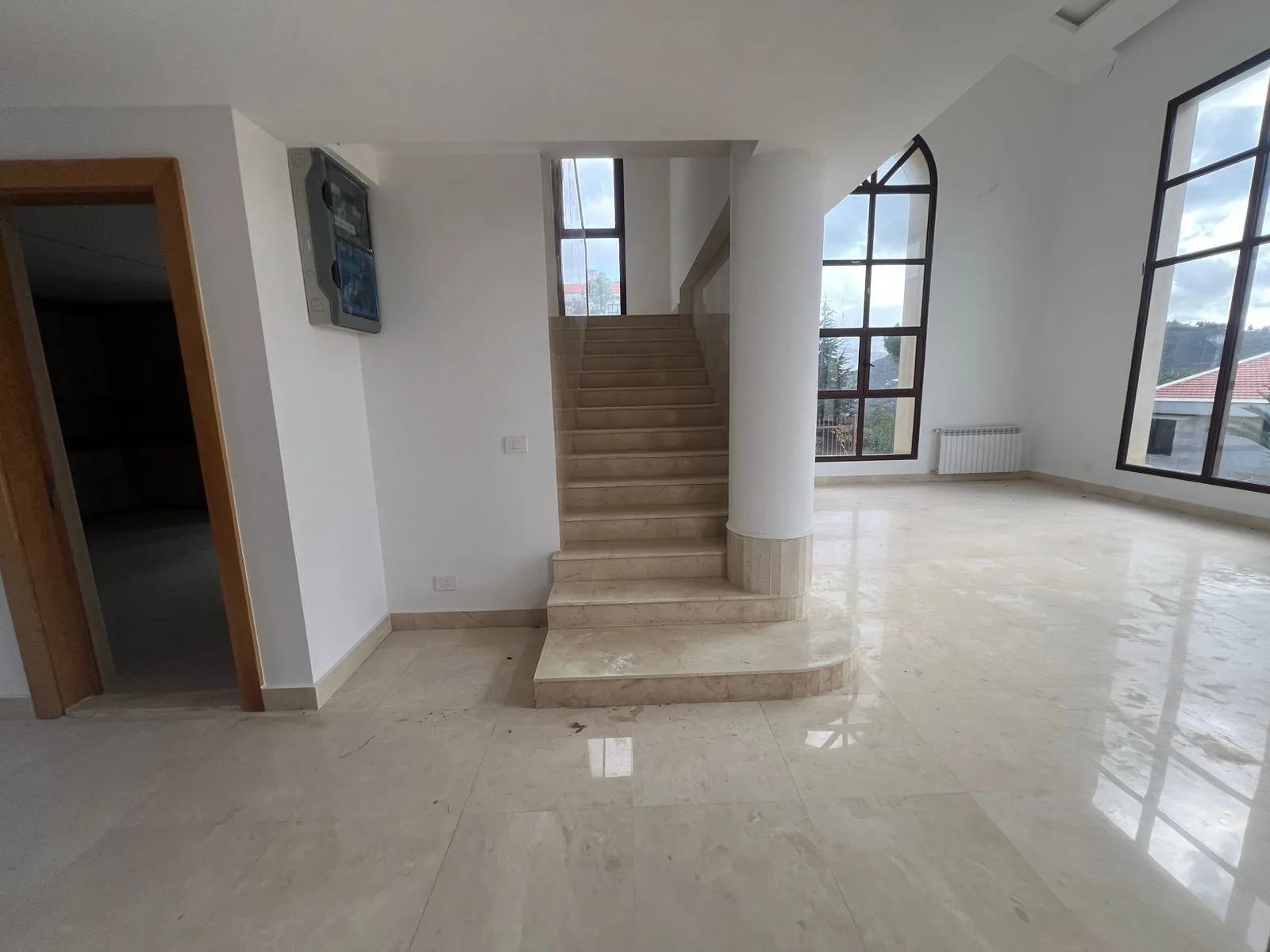 Villa for Sale in Souq El Gharb, Lebanon — الصورة 9