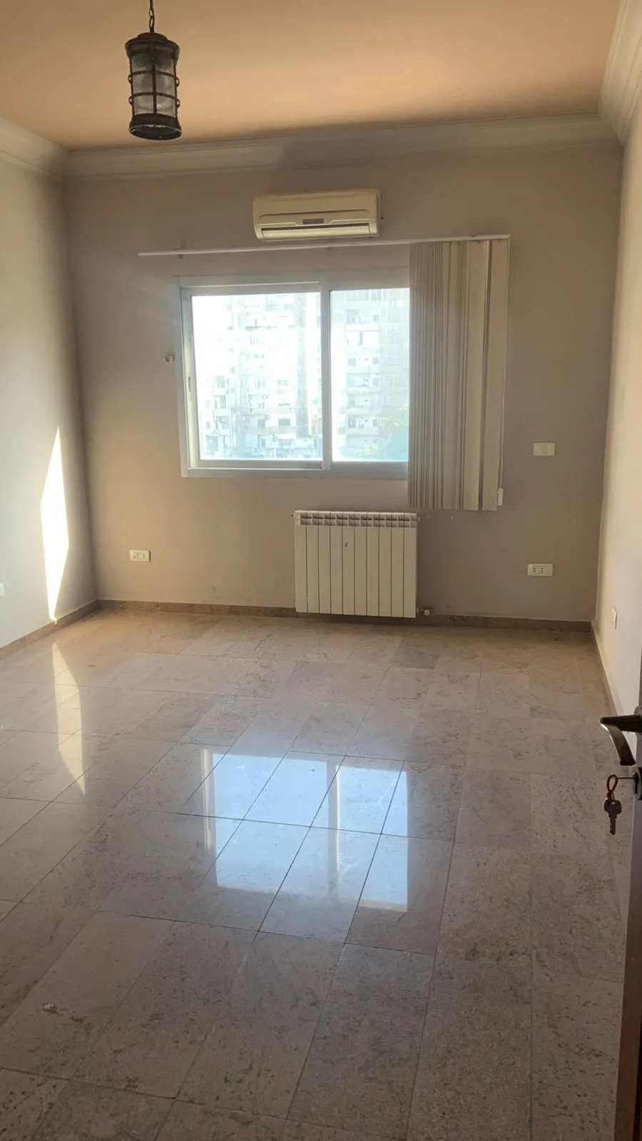 Office for rent in Zalqa, Lebanon — الصورة 6