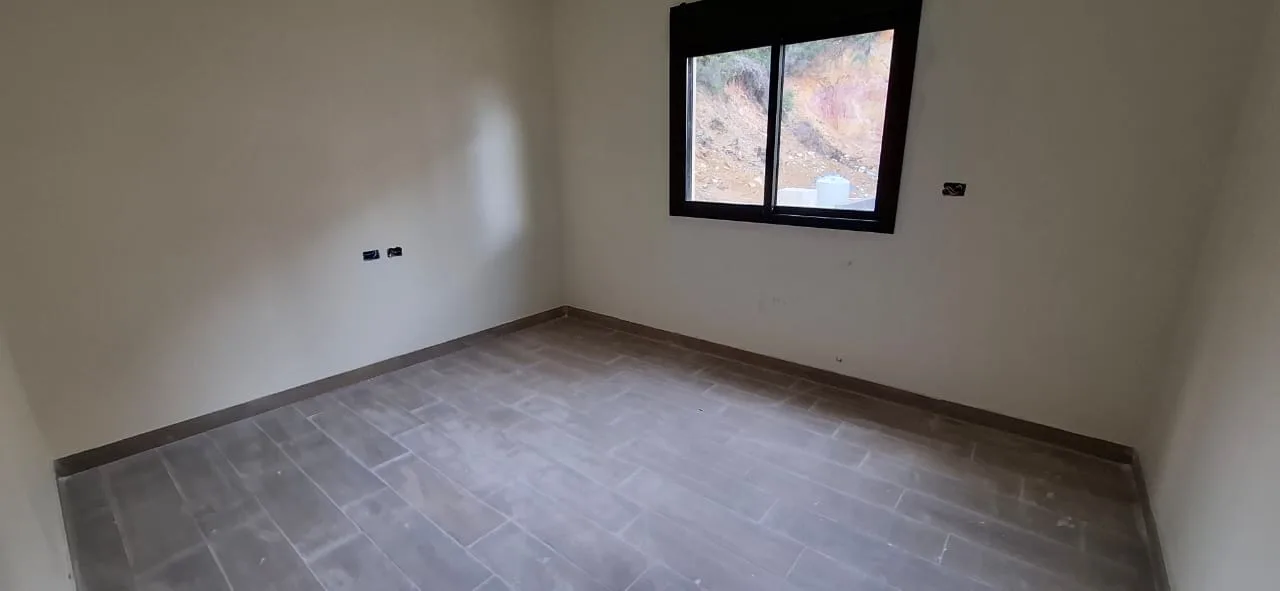 Apartment for Sale in Mar Moussa El Douar, Lebanon — الصورة 4