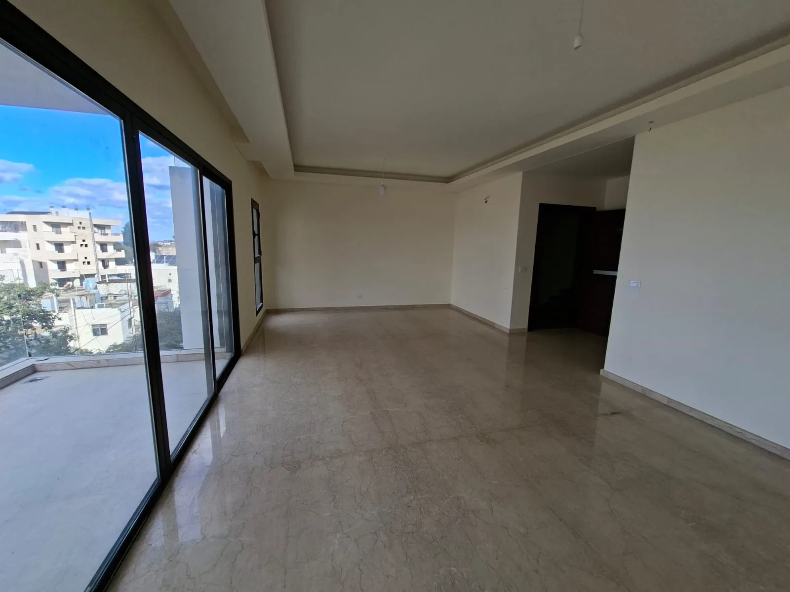 Apartment for Sale in Blat, Lebanon — الصورة 4