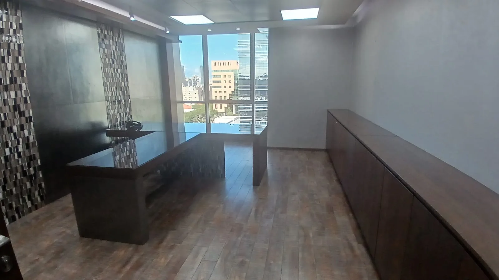 Office for rent in Sin El Fil — الصورة 7