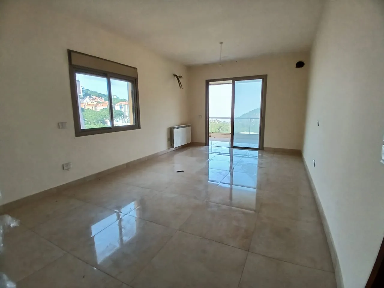 Duplex for Sale in Baabdat, Lebanon — الصورة 3