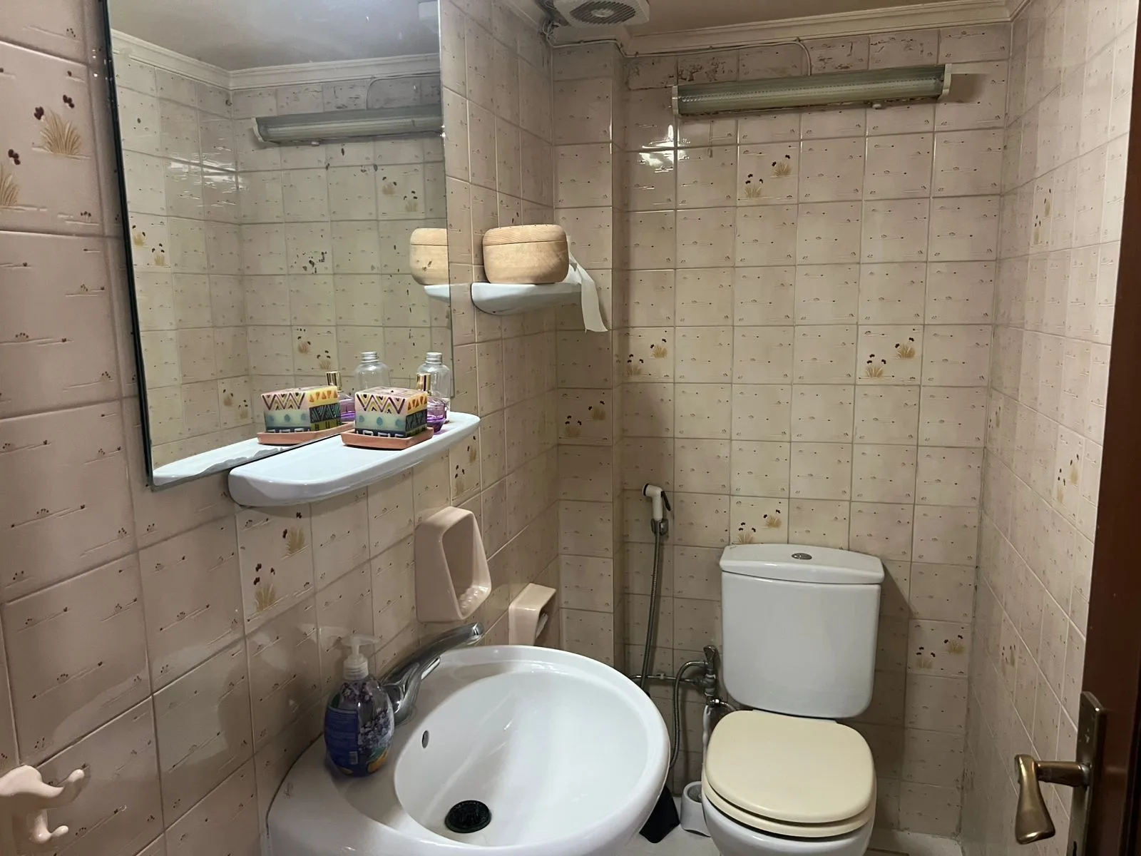 Apartment for Sale in Haret Hreik — الصورة 10