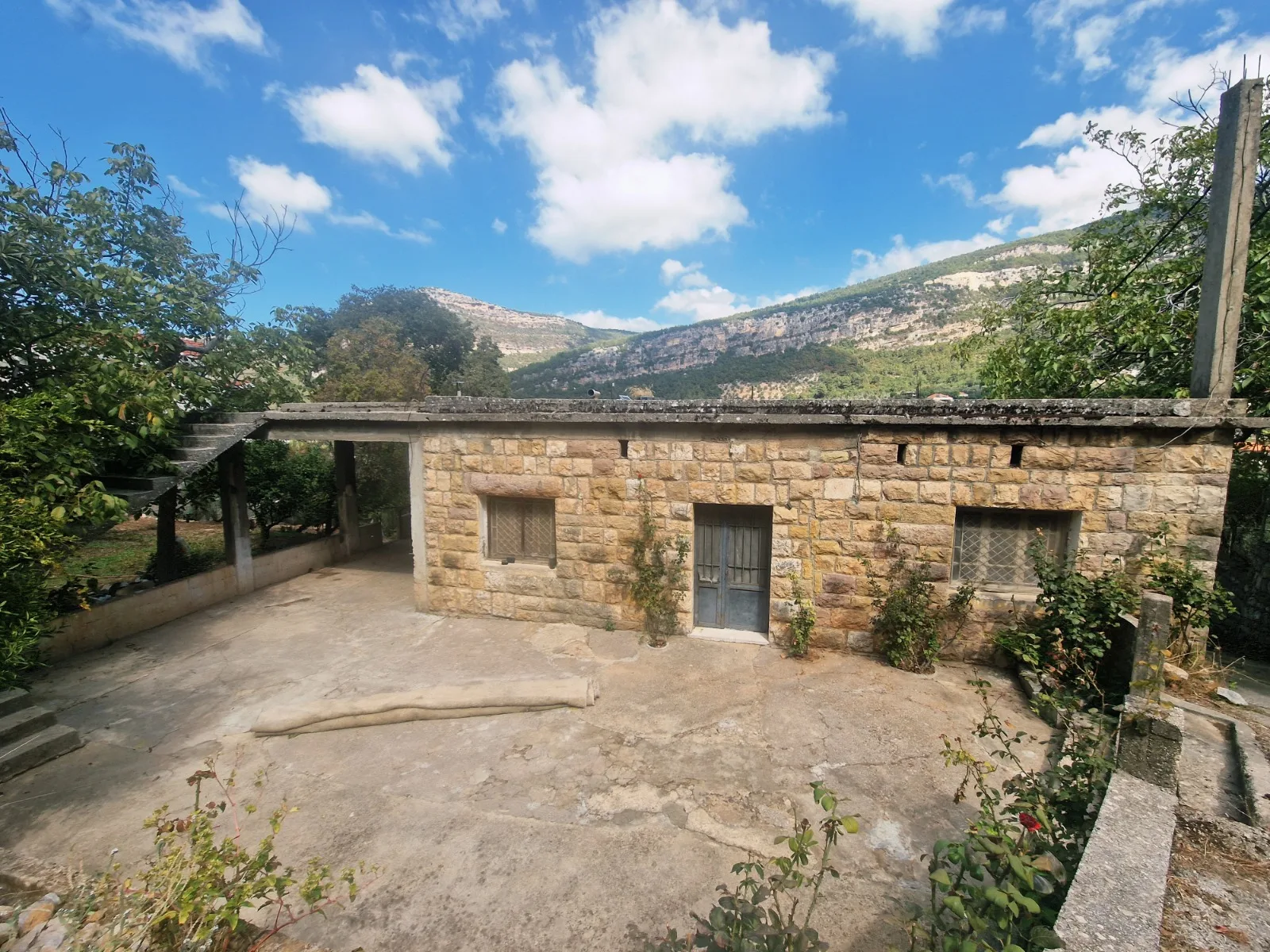 Villa for Sale in Batroun, Lebanon — الصورة 10