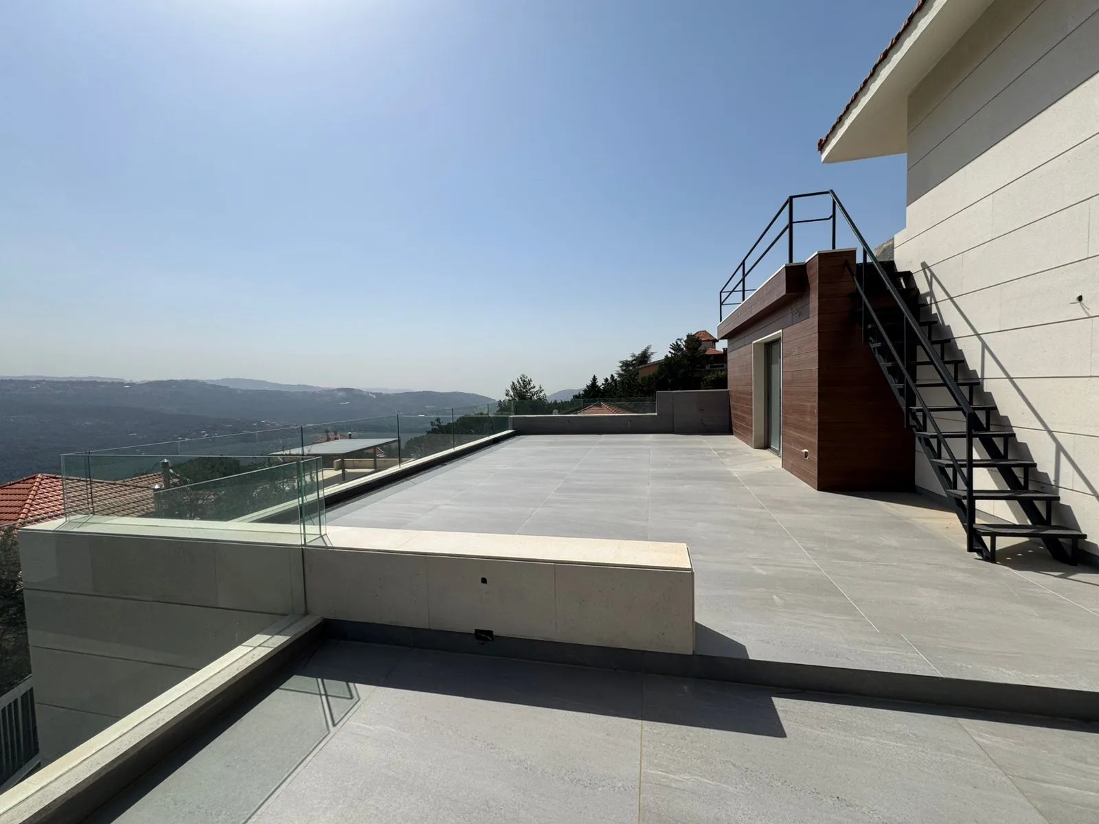 Villa for sale in Baabdat, Lebanon — الصورة 6