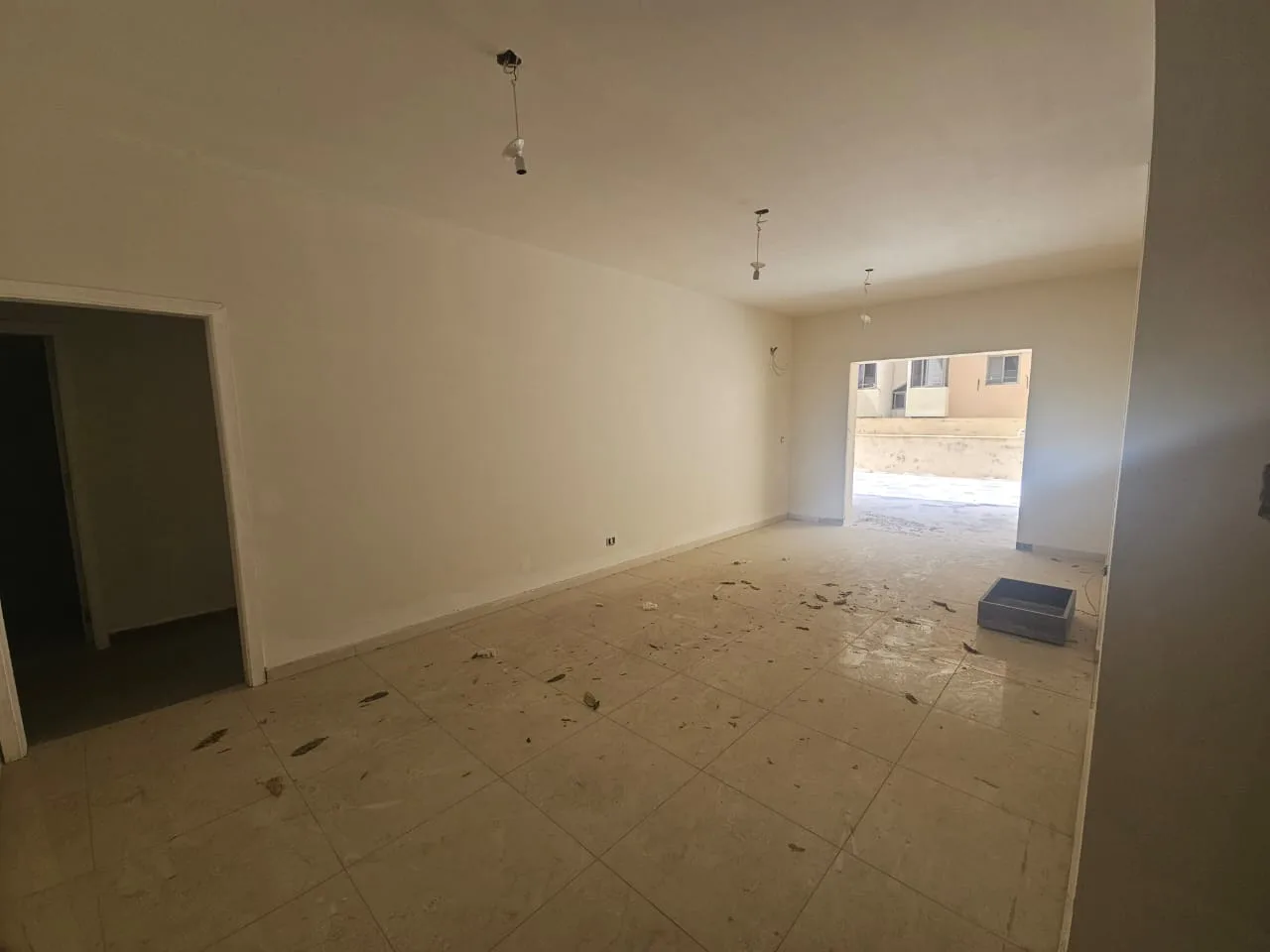 Apartment for sale in Sabtiyeh, Lebanon — الصورة 3