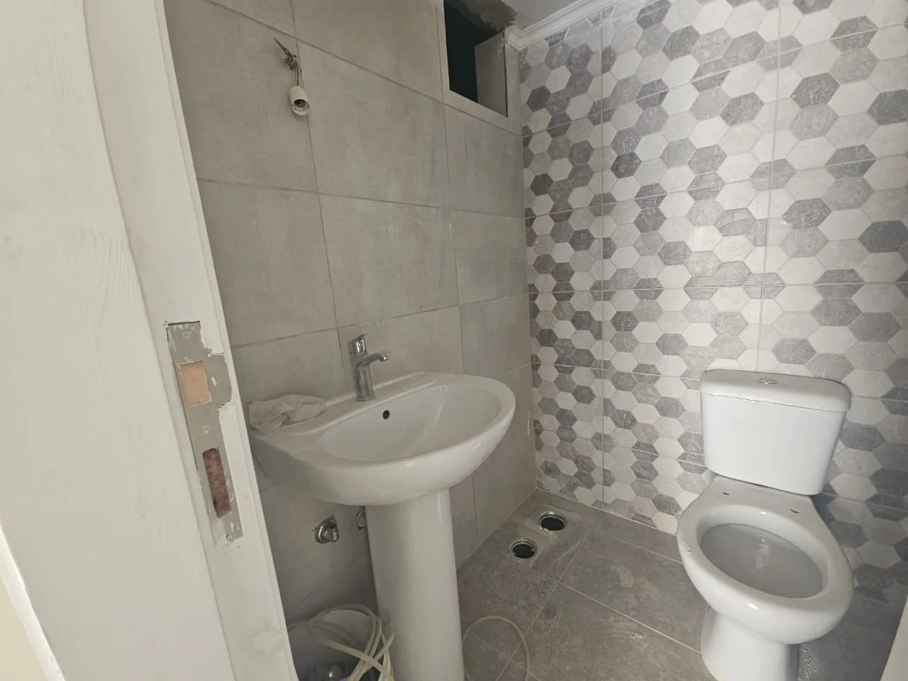 Apartment for sale in Sabtiyeh, Lebanon — الصورة 10