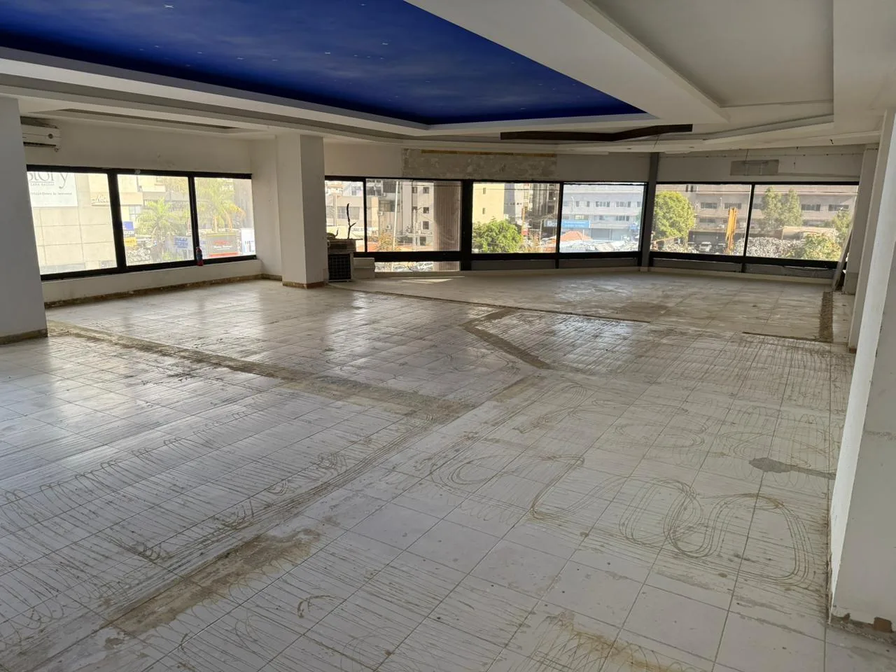 Office for sale in Baouchriyeh, Lebanon — الصورة 5