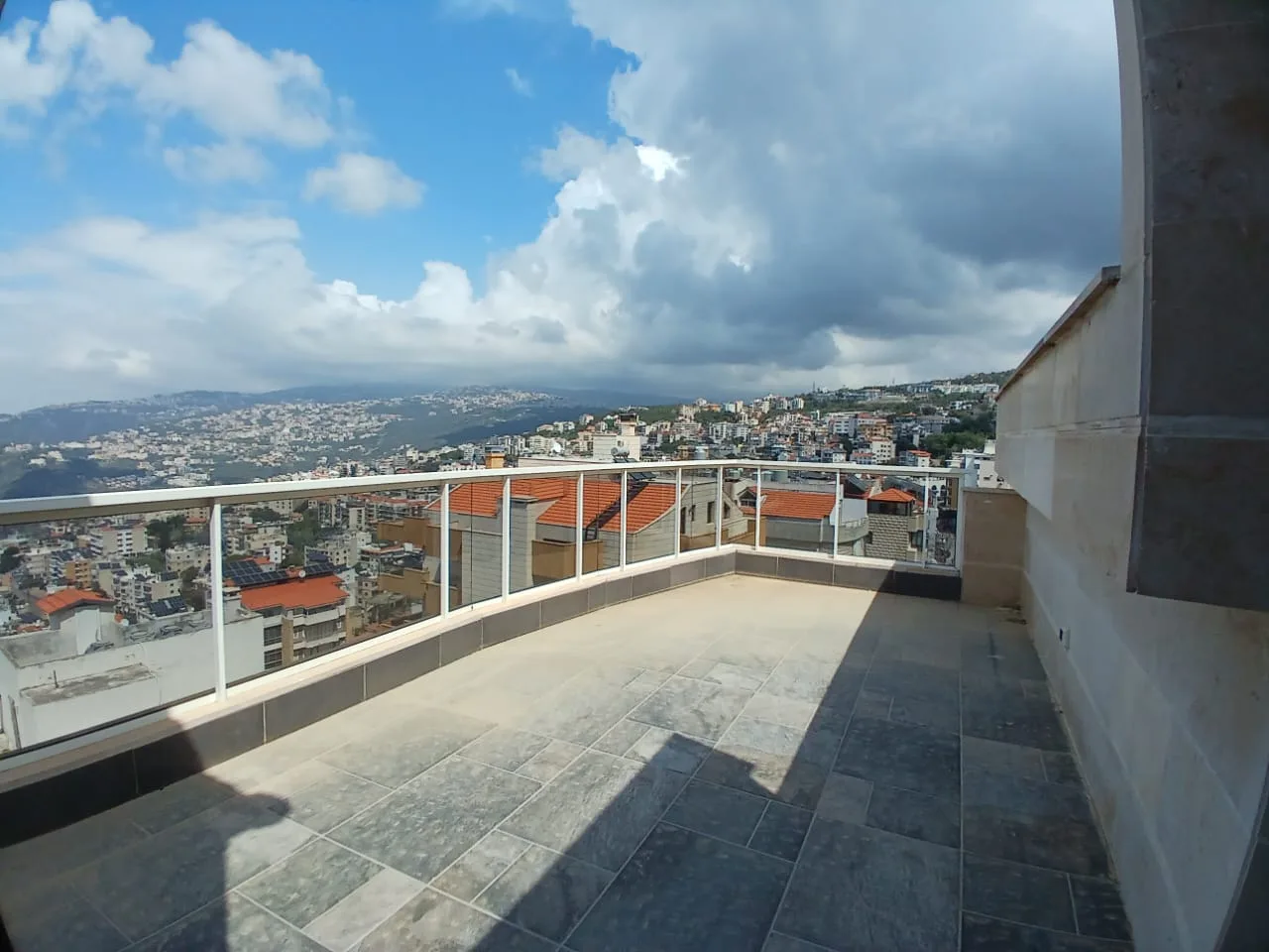 Duplex for sale in Mazraat Yachoua, Lebanon — الصورة 6