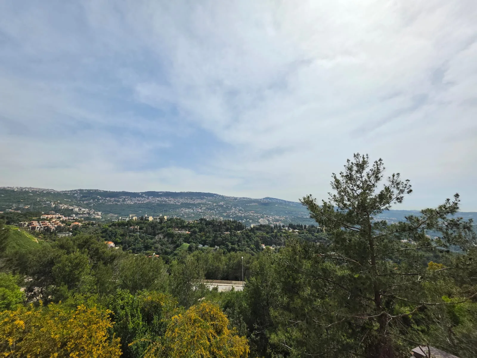 Apartment for sale in Yarzeh, Lebanon — الصورة 2