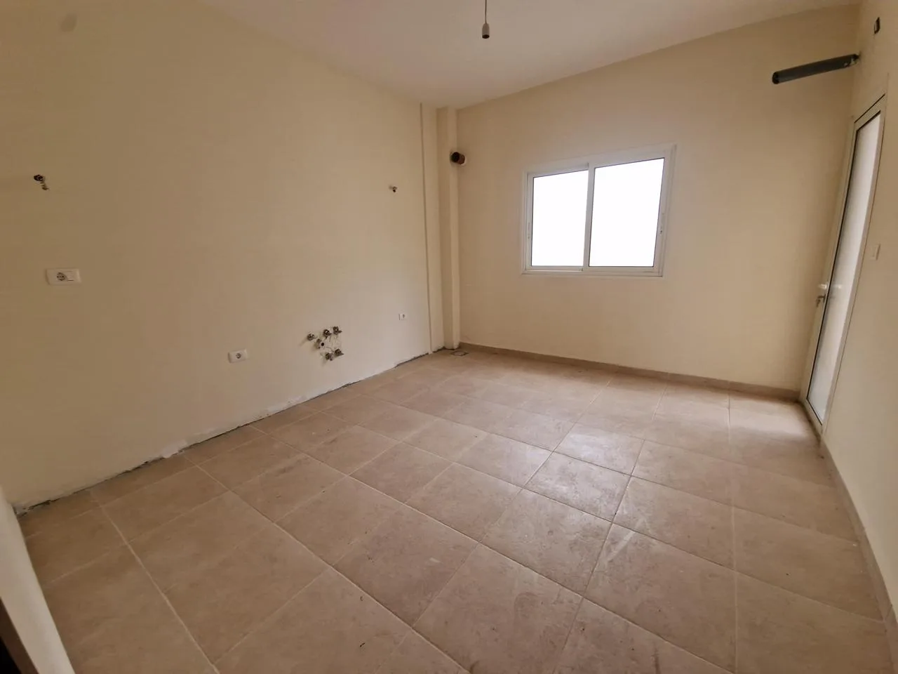 Apartment for Sale in Batroun — الصورة 3